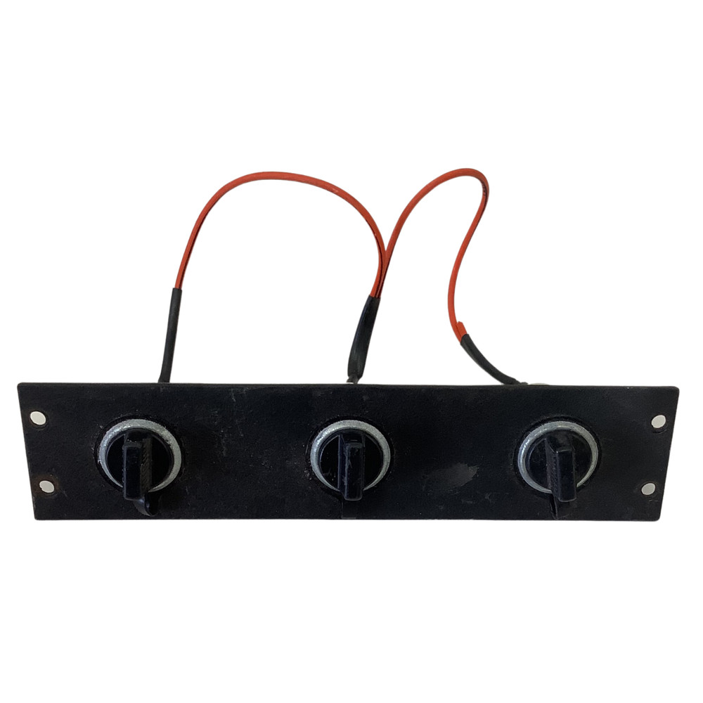 Police Center Console 12 Volt Multi Socket Plate Hardwired Outlet #2