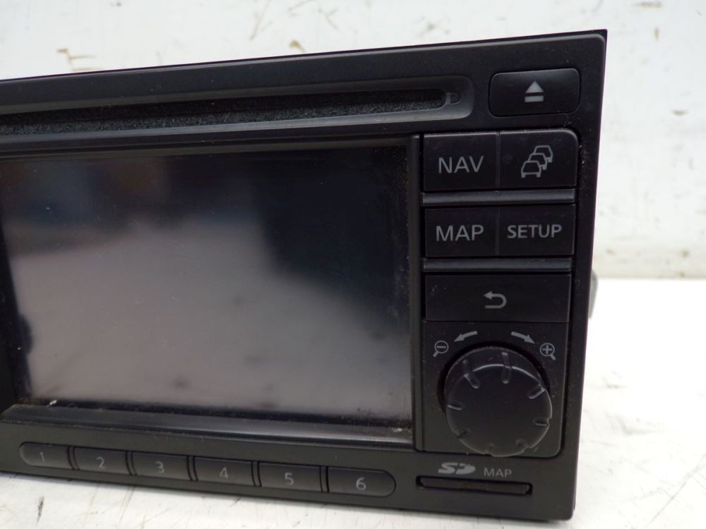 Radio/CD Combination With Bluetooth MP3 Ships Code Not Available! Fits A
