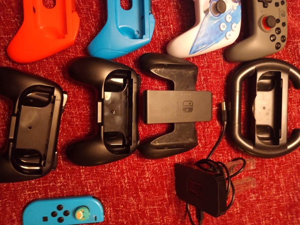 Nintendo Switch Bundle – 2 Joy-Con Sets + Zelda Controller + Accessories