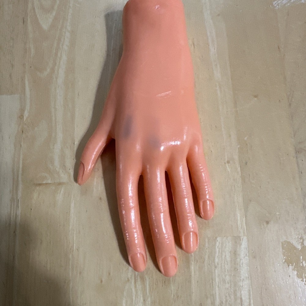 manicure practice hand