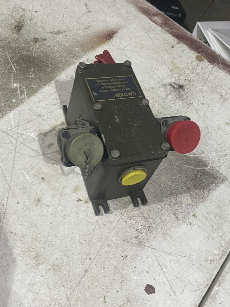 VRC-12 RT-524 RT-246 Army Radio MX-7777B Electrical Transient Suppressor