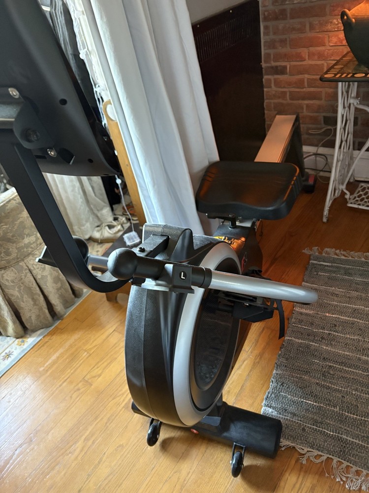 FITNESS REALITY 4000MR Magnetic Rower Rowing Machine with 15 Workout Programs