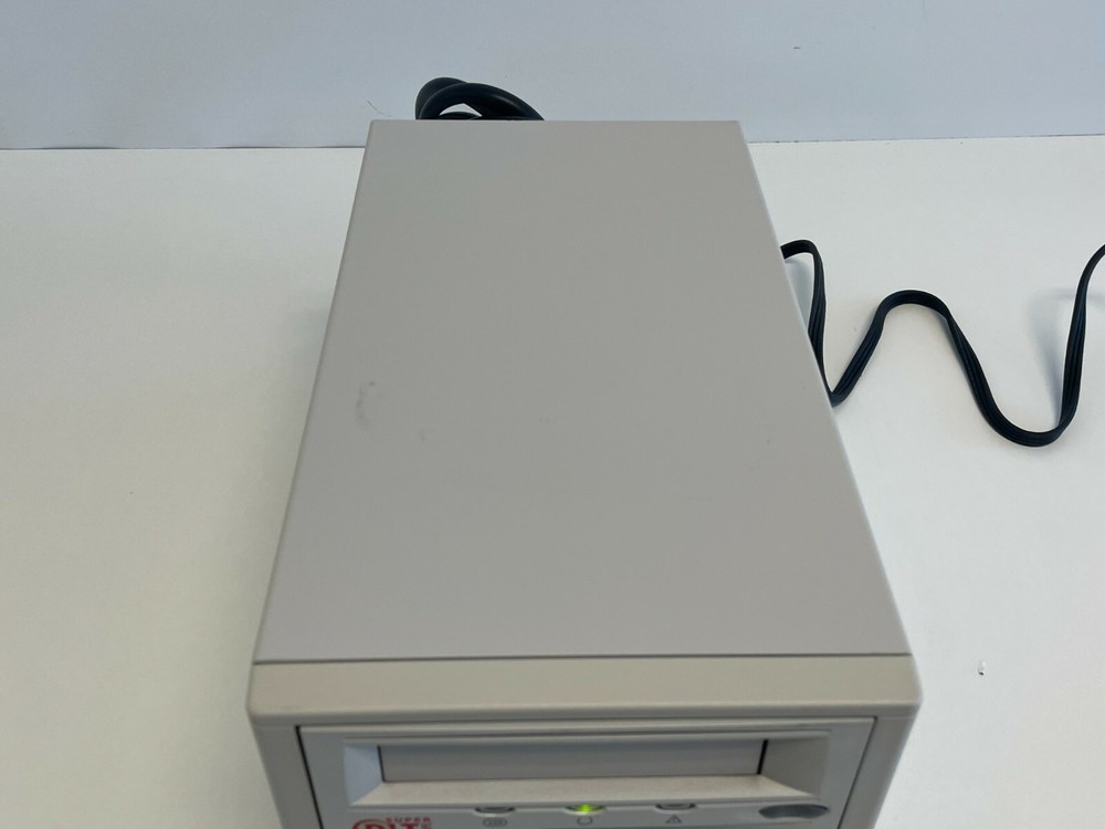 Quantum SDLT 320 External Tape Drive - Power Tested Only