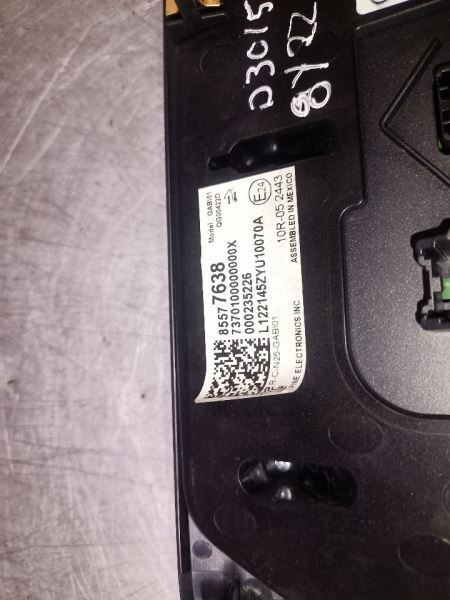 GM 85577638 Control Panel and Display from 2022 Chevy BLAZER 10095864