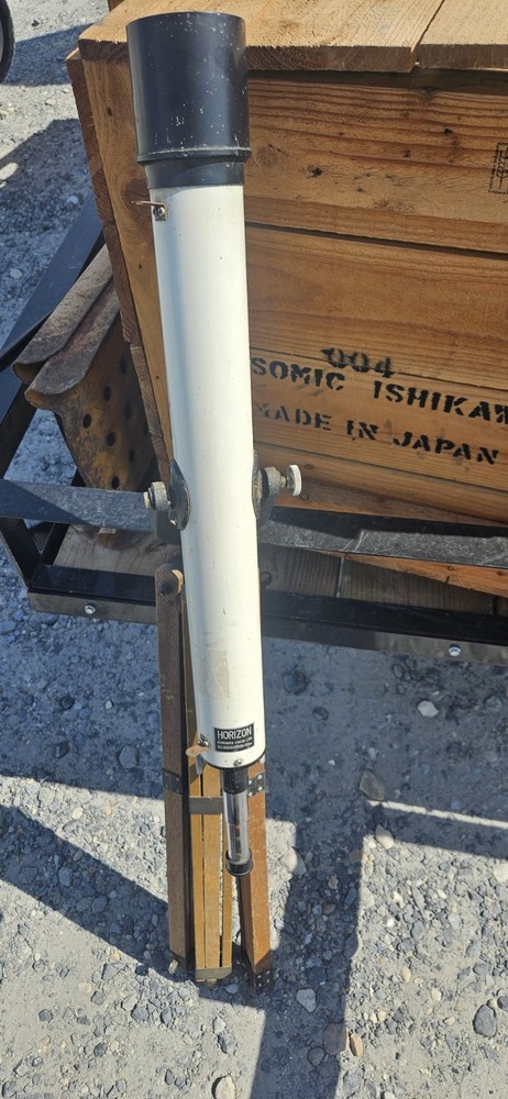 Horizon Vintage White Telescope