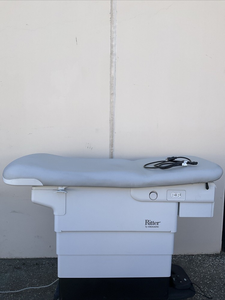 Ritter Midmark 224 Power Table ADA