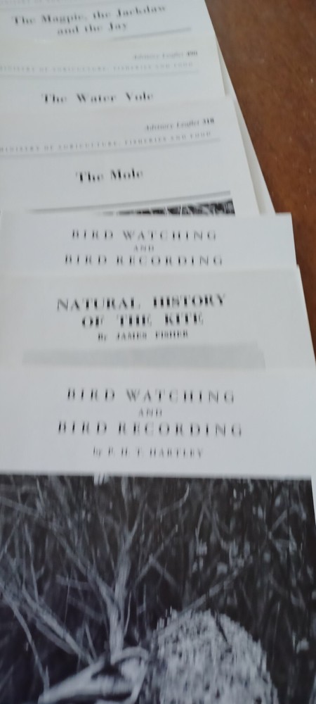 Various Natural History Leaflets X 26