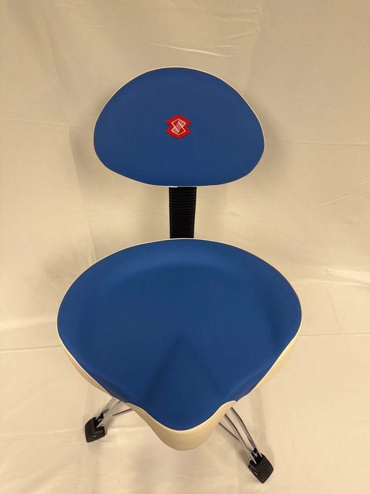 SOUNDWAVE MASTER HYDRAULIC SADDLE THRONE