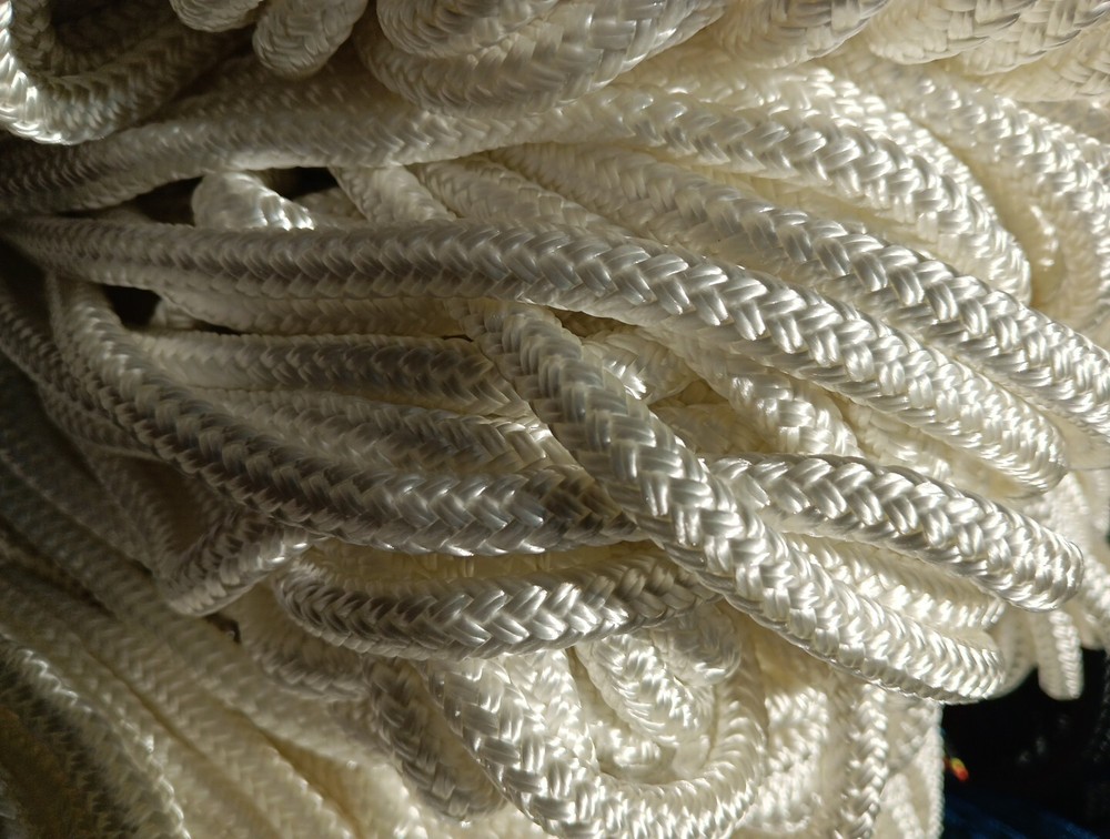 5/16 x 200 ft Pre-Cut Double Braid Polyester rope hank. White.