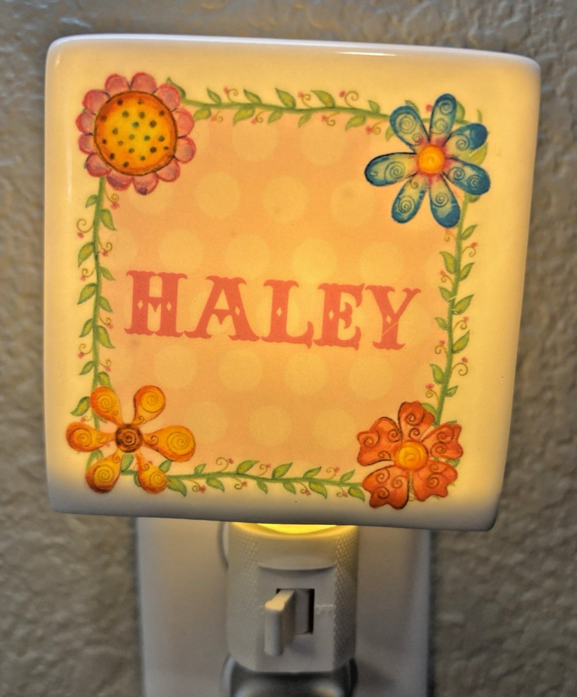 "Haley" Light-Up Ceramic Floral Nightlight