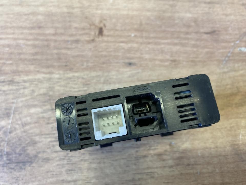 Control Unit Interface Renault Australia 2024 284H38566R