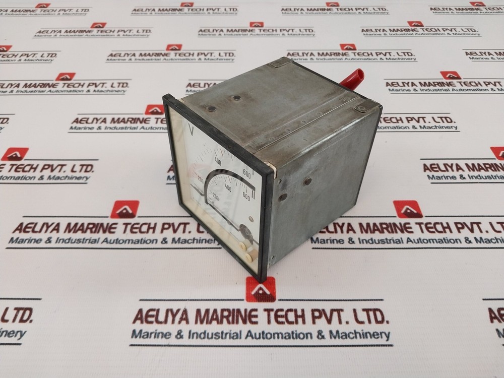 Gossen 0-600 V Analog Voltmeter