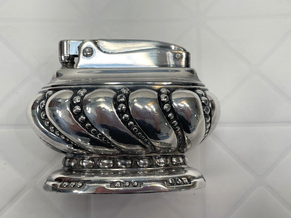 Vintage 1950's Ronson Crown Silver Plated Table Lighter UNTESTED