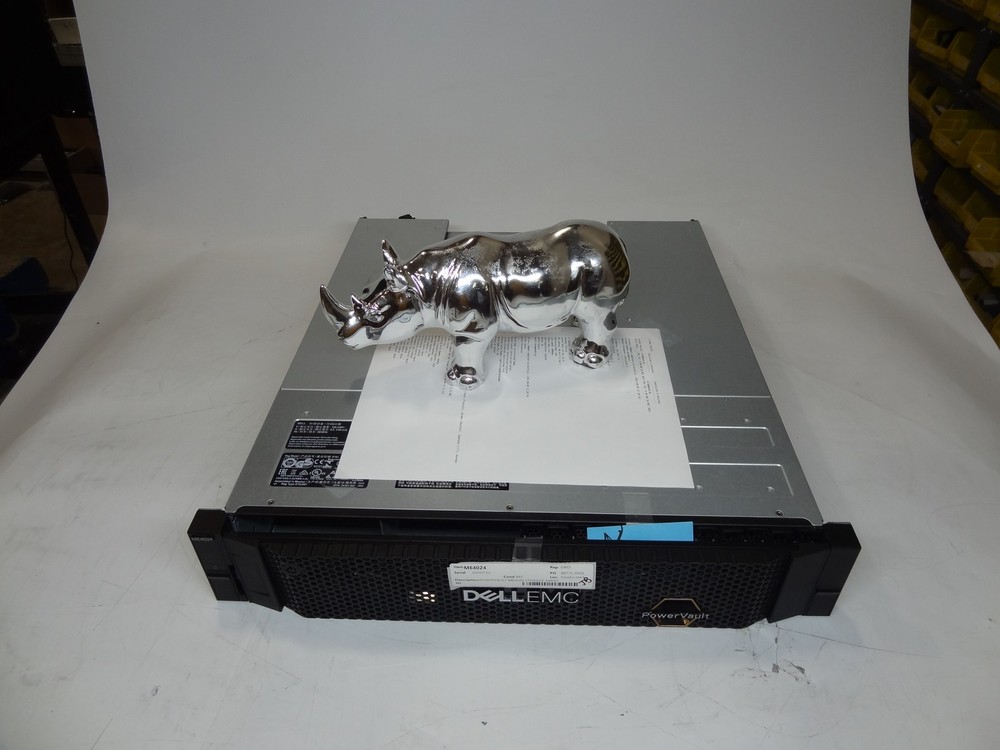 Dell PowerVault ME4024 Storage Array w/ dual controller & power. NO RAILS