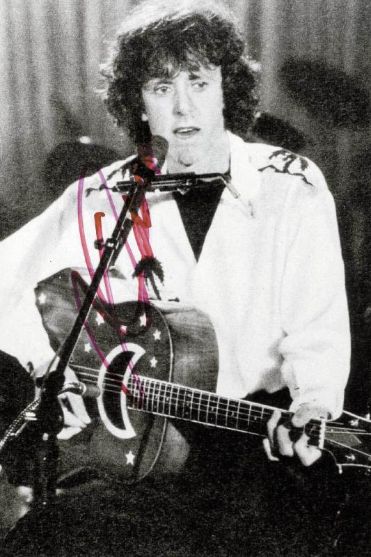 DONOVAN - AUTOGRAPHED SIGNED PHOTOGRAPH 1992