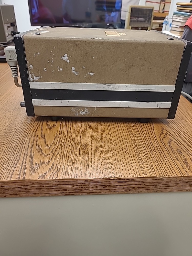 Ballantine AC voltmeter 3046a.