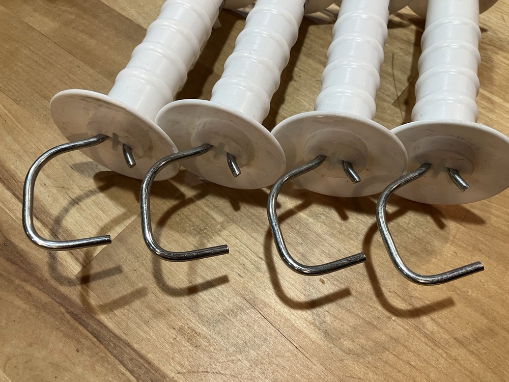 4 Pcs Plastic Electric Fence Gate Handle with Spring White Handle