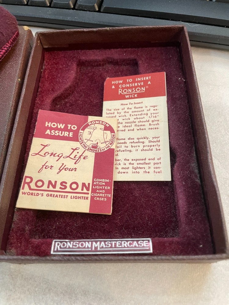 ANTIQUE RONSON MASTERCASE LIGHTER SET IN ORIGINAL BOX