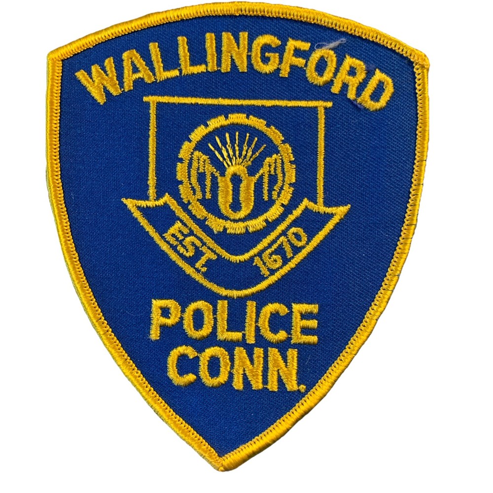 WALLINGFORD, CONNECTICUT POLICE SHOULDER PATCH CT 7W