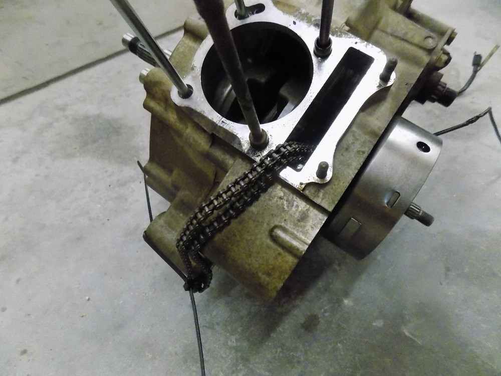 2004 SUZUKI QUADRUNNER LT 160 ENGINE/ MOTOR BOTTOM END/ ENGINE CASES LT160