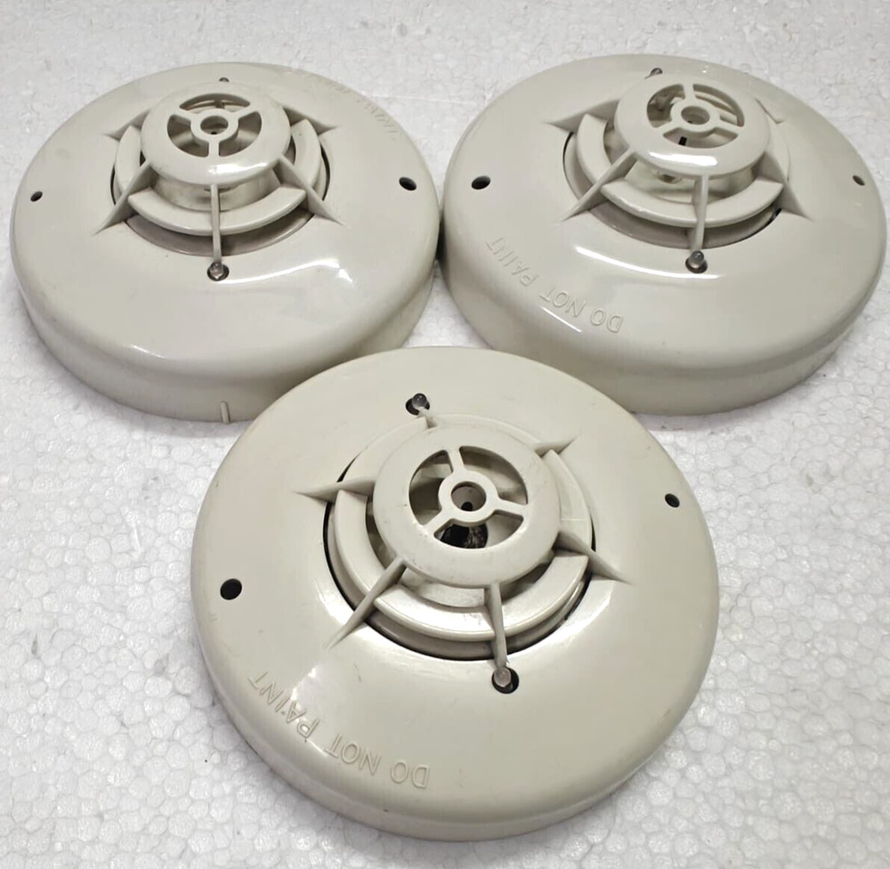 HOCHIKI HEAT DETECTOR DCD-AE3