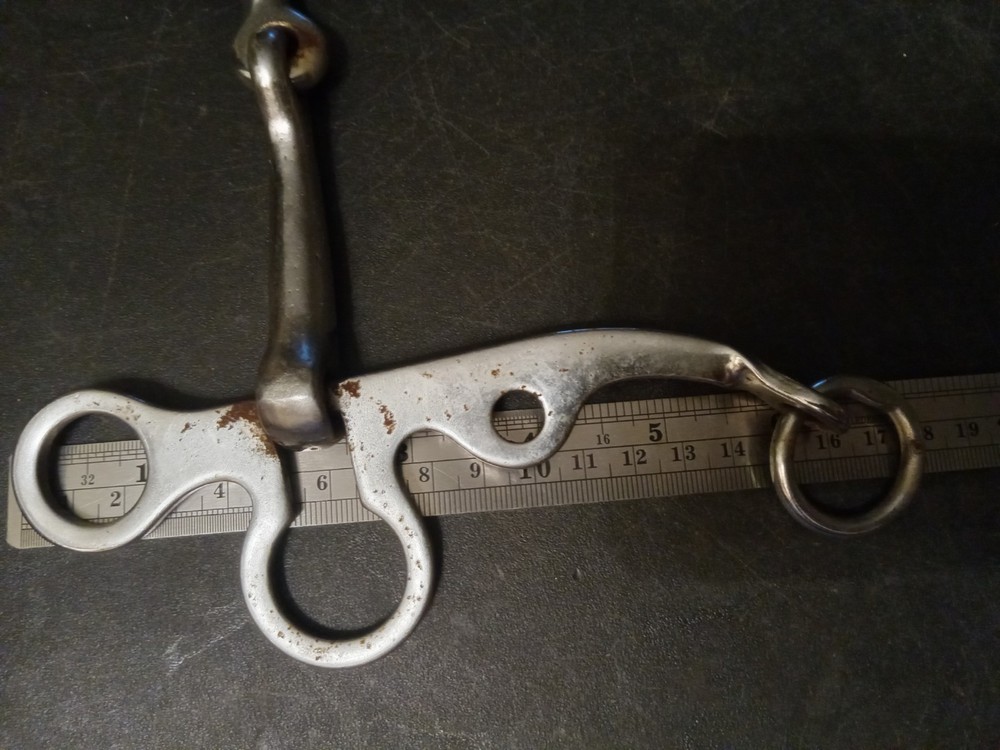Argentine snaffle bit 5 1/4 inch