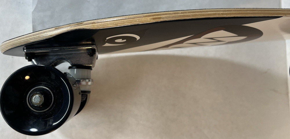 NWOT “shark” 22” mini cruiser skateboard