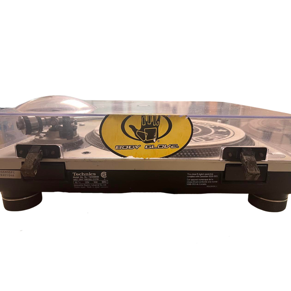 Technics Quartz Direct Drive Turntable SL-1200M3D