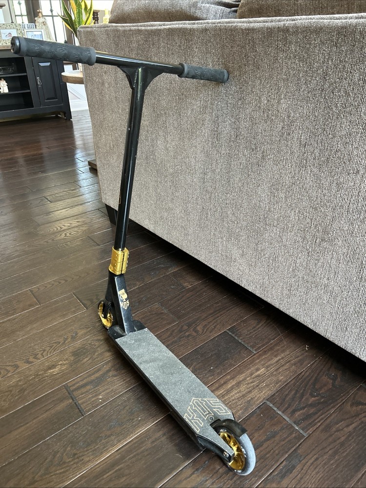 Envy KOS Pro Scooter