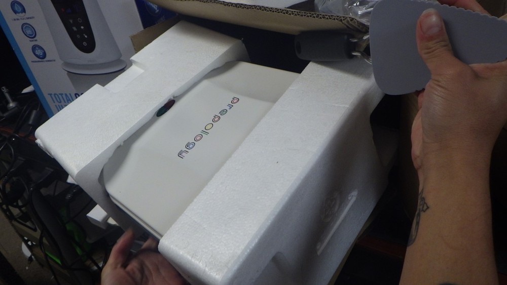 Prepology 9" Express Bakery Pie Maker WHITE EGGSHELL (TDW039671)