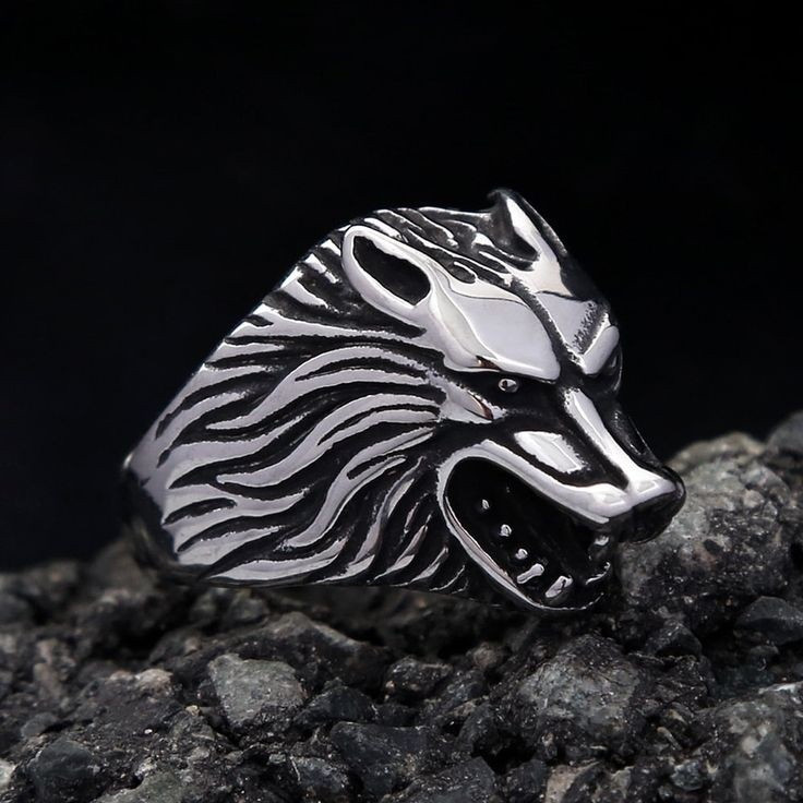 Wolf Viking Ring