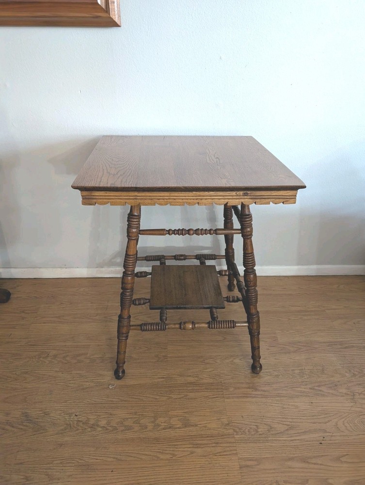 Antique Victorian Spindle Style Oak Accent Side Table