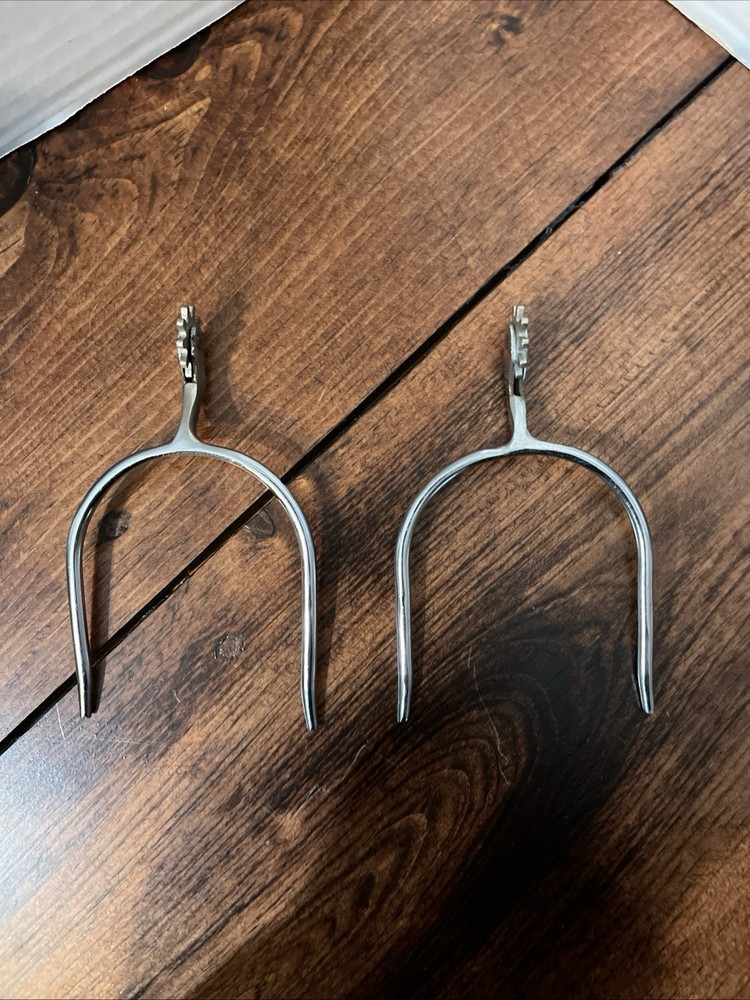 Slip On Spurs
