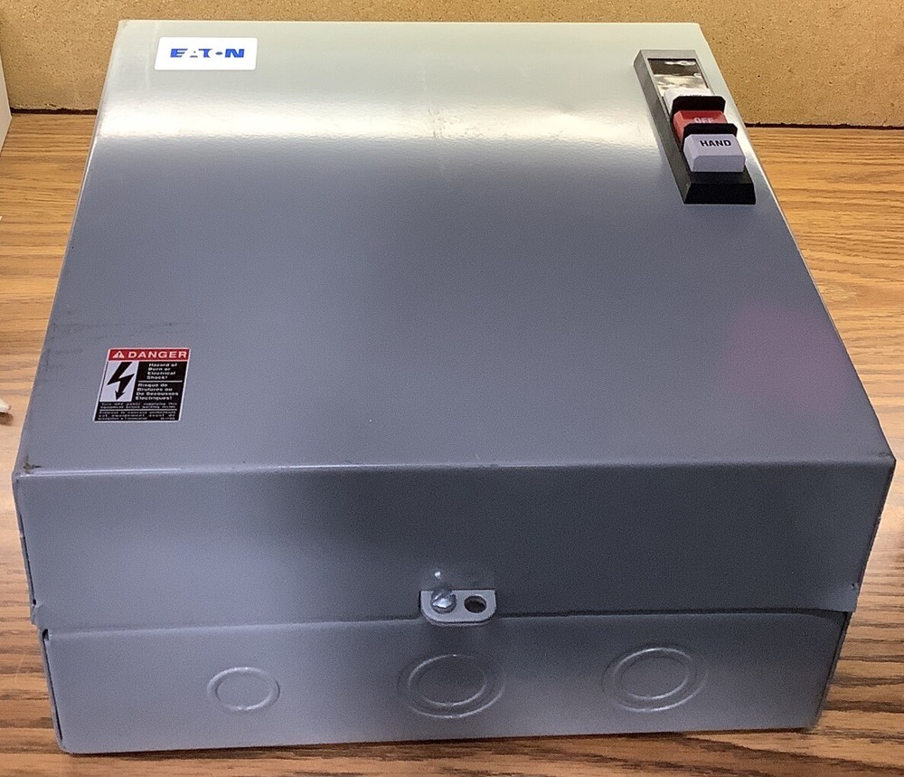 Eaton ECL03C1H6A Lighting Contactors-Lighting Electrically Held