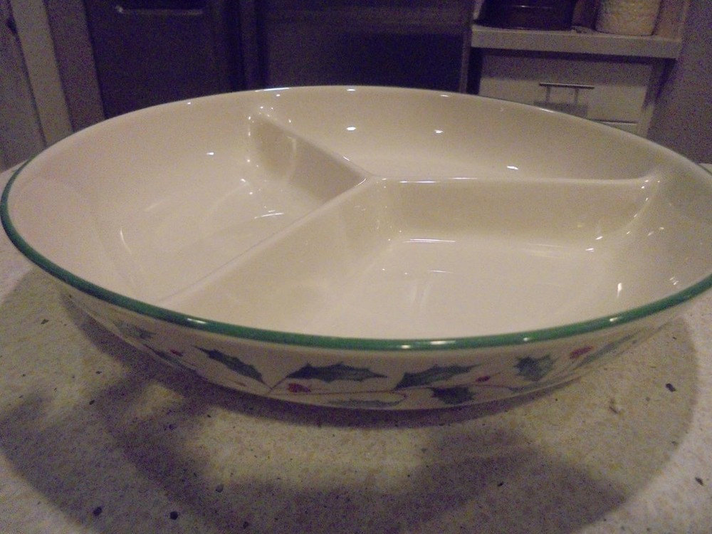 Lenox Holiday 3-part round divided server/baker mint condition ~ low fast shipng