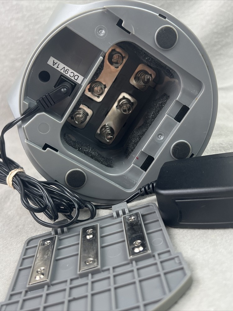 Royal Ideas Sound Teq Speaker - WES3000 NO Remote Or Transmitter - UNTESTED