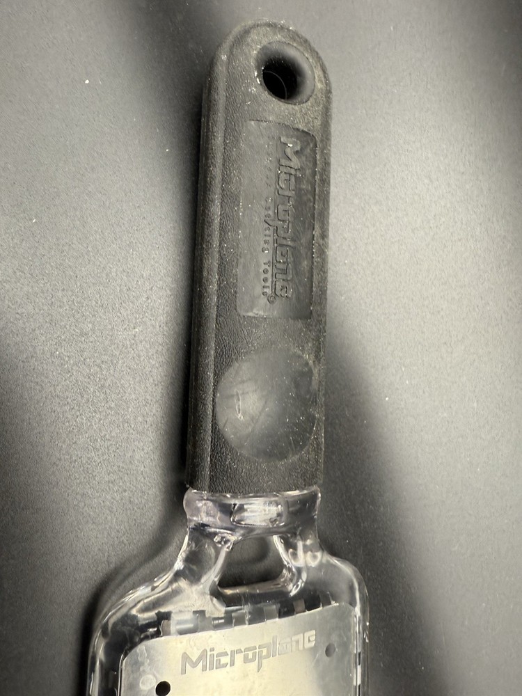 Microplane Graters (2) Zester & Extra Course Black Handles