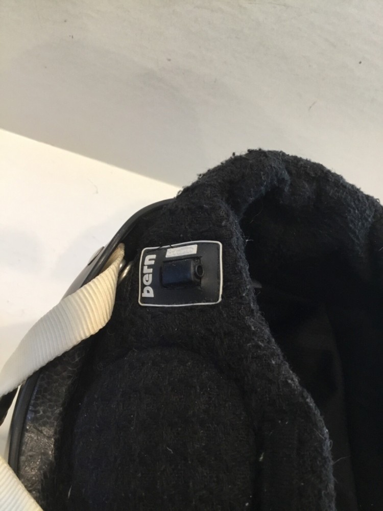 Snowboard Helmet Bern Muse Audio Heaphone Liner priscilla levac Medium