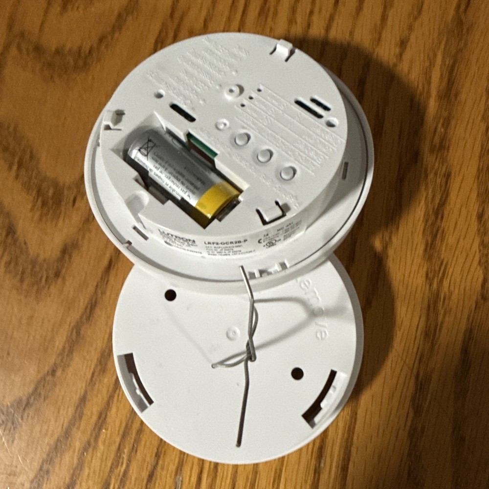 lutron lrf2-ocr2b-p Passive Infrared Ceiling Occupancy/Vacancy Sensor