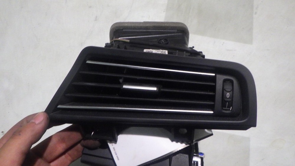 13 BMW M5 LEFT & RIGHT SIDE AIR VENTS