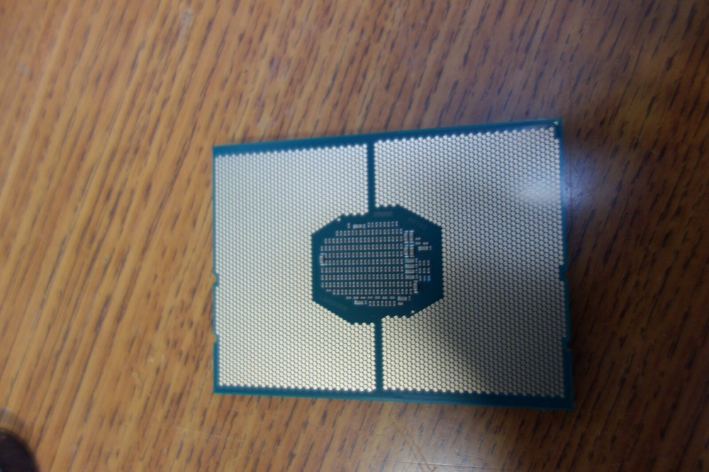 INTEL XEON GOLD 6240R SRGZ8 2.40 GHz 24-Core CPU Processor