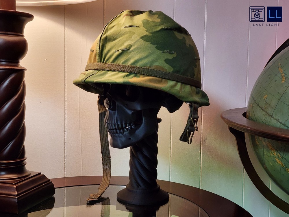 Helmet Pedestal Display with Skull - Unlit Version
