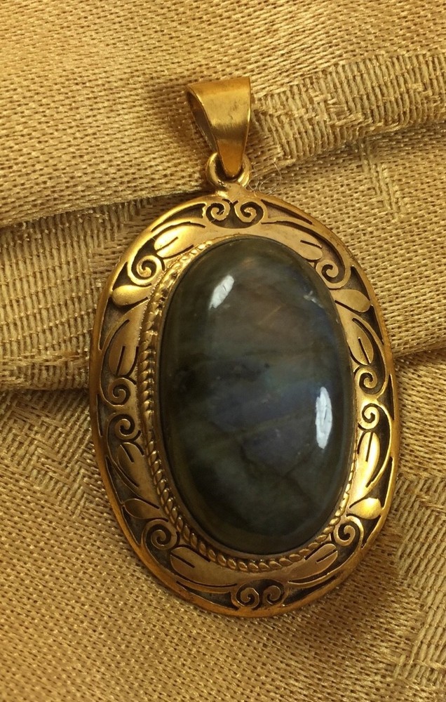 Handmade gold plated pendant women