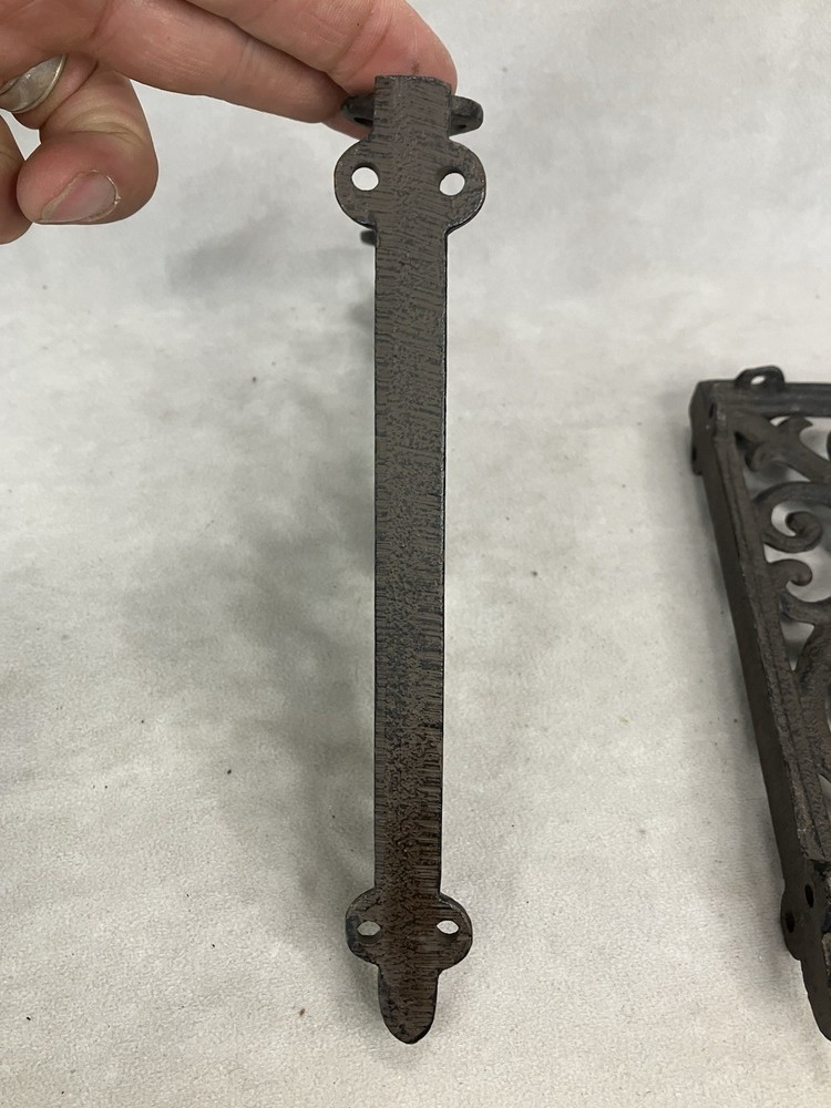 Cast Iron Shelf Bracket Ornate