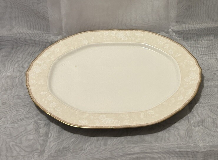 Noritake ~ Ashland #7357 ~ Oval Serving Platter  ~ 14" x 10 5/8"