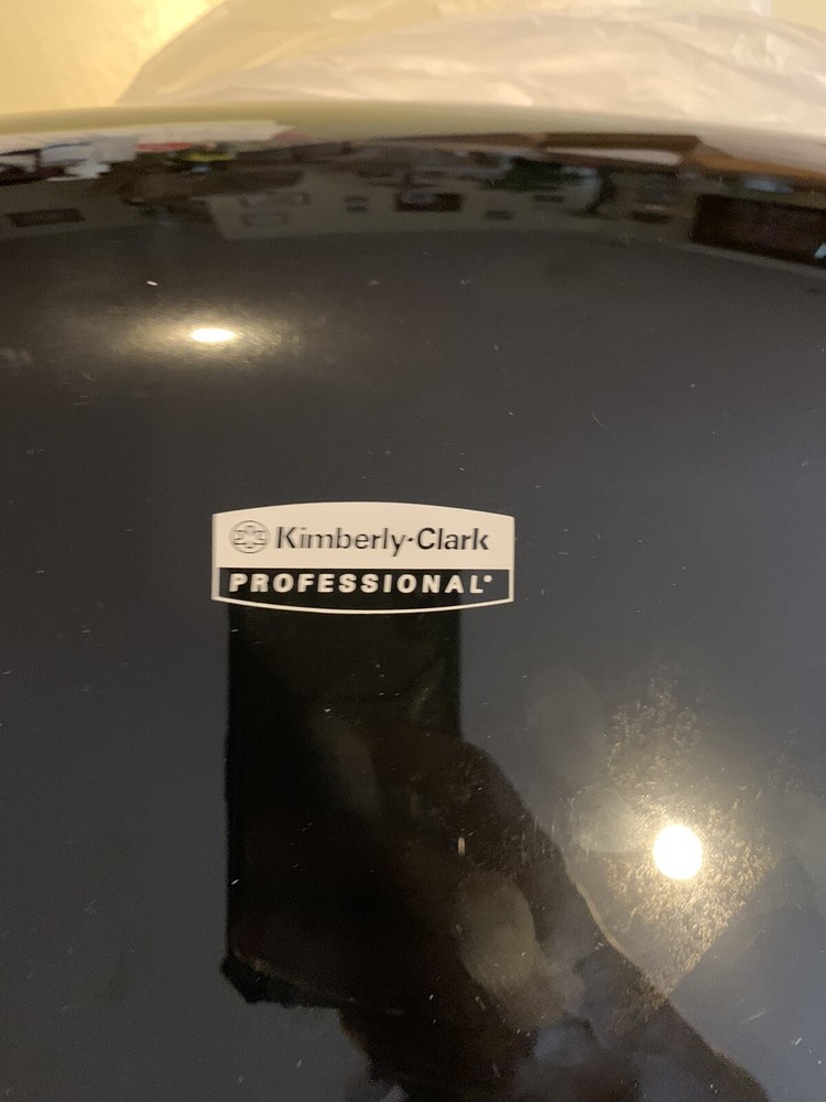 Kimberly-clark Proffessional Hard Roll Towel Dispenser