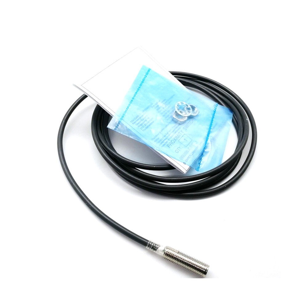 New In Box OMRON E2E-X2D1-N E2EX2D1N Proximity Switch