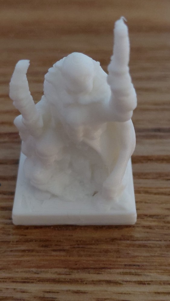 Vampire Dwarf ( No 109) 28mm D&D Figure