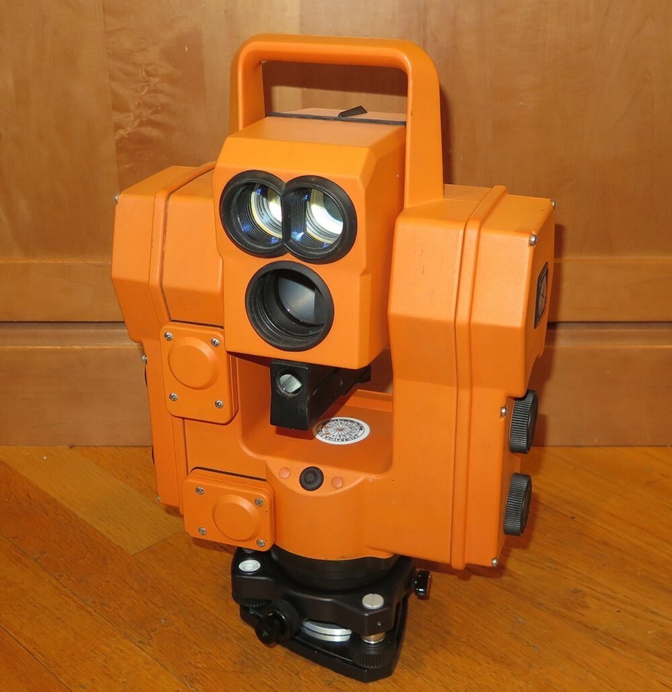 Geodimeter Robotic Survey Total Station & Case