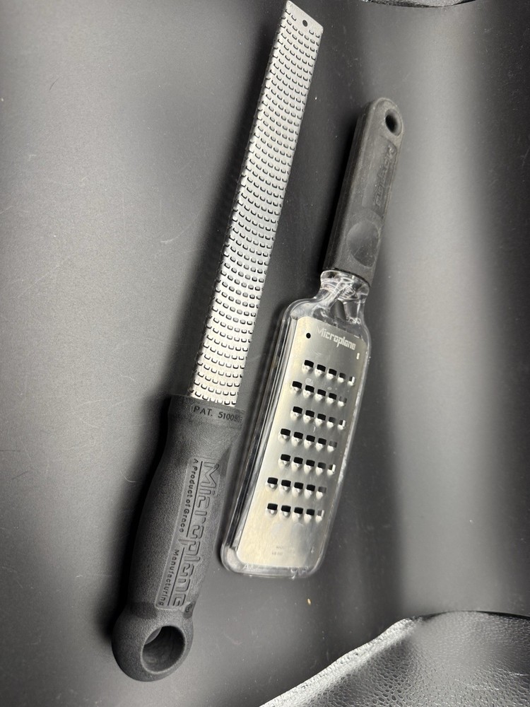 Microplane Graters (2) Zester & Extra Course Black Handles